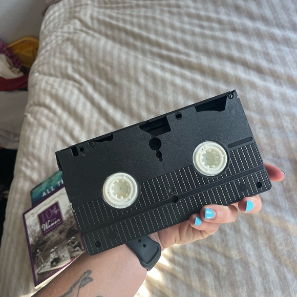 Grease VHS Tape with Iconic Cover Art - Picture 5 of 5